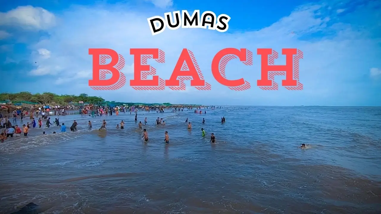 Dumas Beach